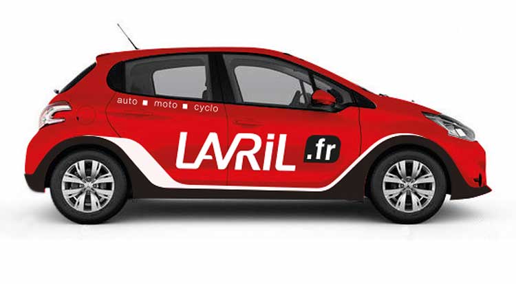 Voiture-Lavril-Rouge